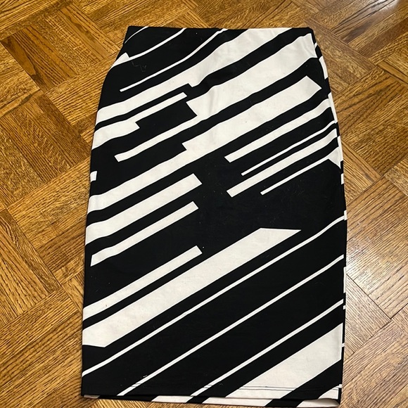 Jules and Leopold - Picture 1 of 4